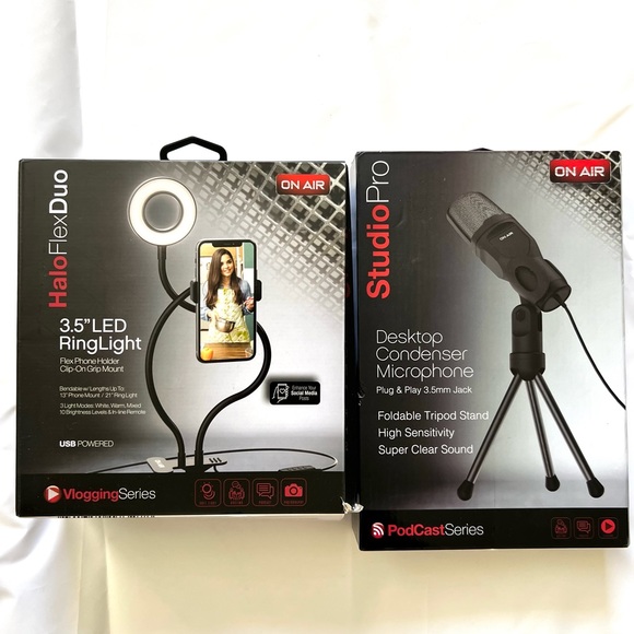 Studio Pro Blogging & Podcast Bundle - Picture 1 of 3